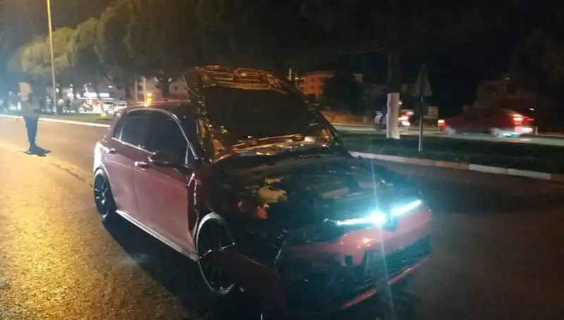 Balıkesir'de Otomobil ve Motosiklet Çarpıştı: Bir Kişi Hayatını Kaybetti