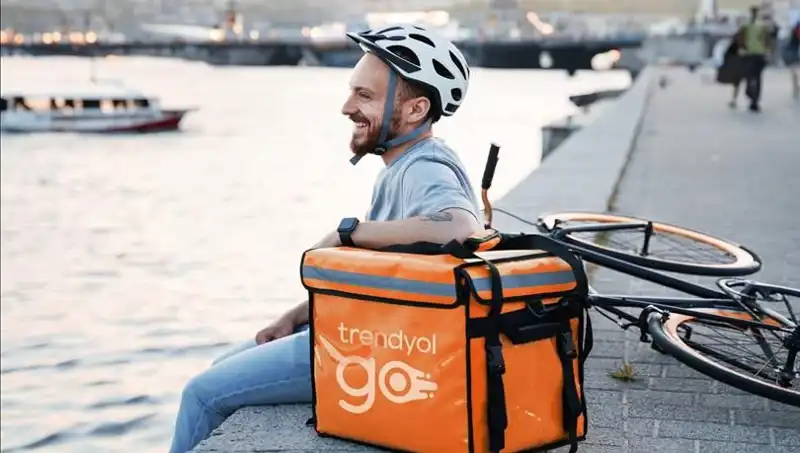 Uber, Trendyol Go'yu Satın Alma Planlarıyla Türkiye Pazarına Girmeyi Hedefliyor