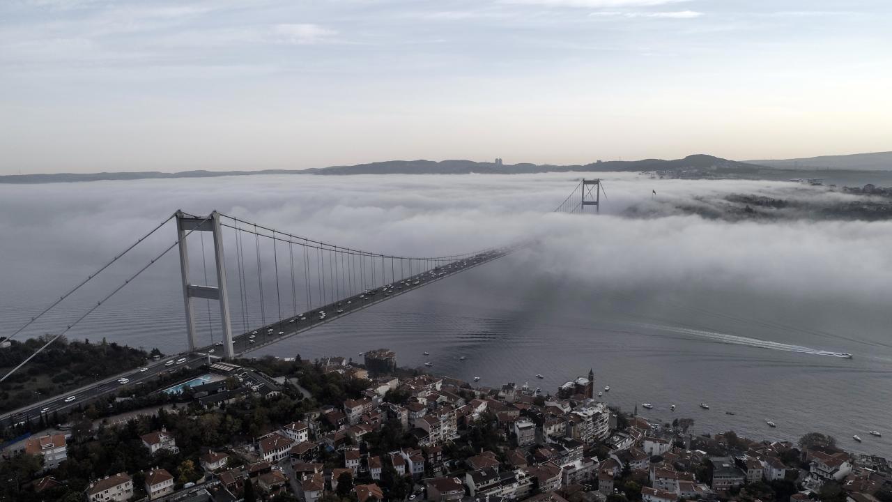 İstanbul Boğazı'nda Gemiler Çift Yönlü Trafiği Kapatıldı
