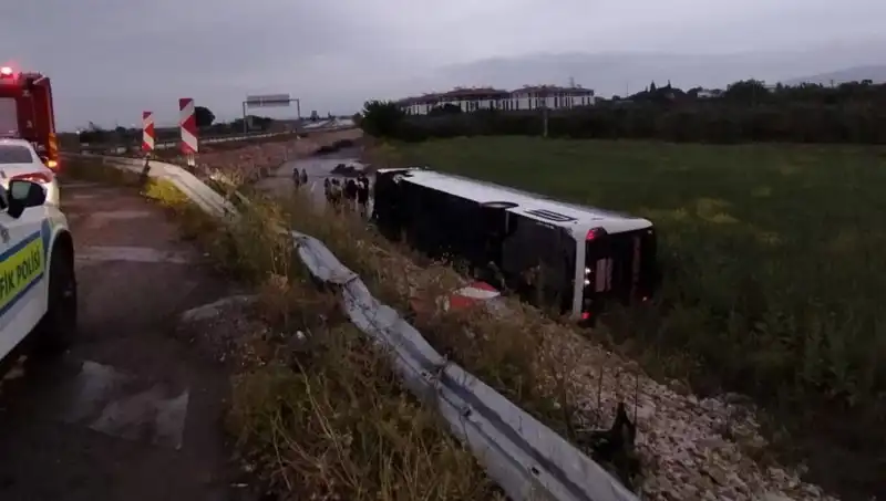 Manisa'da Otobüs Kazası: Yaralılar ve Kaza Sebepleri Üzerine Son Gelişmeler