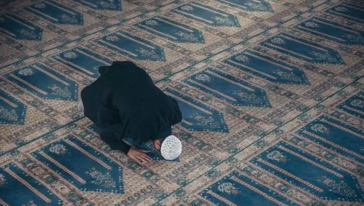 Cuma Namazı Saatleri ve Kılınışı: 12 Eylül 2023'te Merak Edilenler