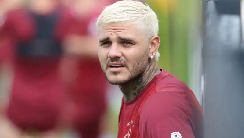 Icardi, Borcunu Açıkladı: Osimhen ve Kerem Aktürkoğlu Hakkında Neler Söyledi?