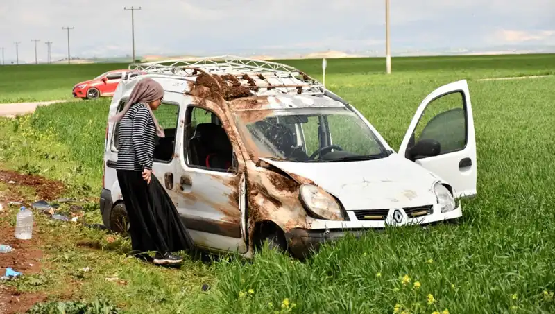 İki Otomobil Çarpıştı: İçinde Altı Çocuk Bulunan Araçta Korkunç Kaza!