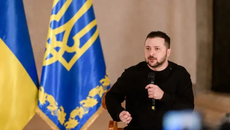 Zelenski, Moskova'nın Kiev'e Yönelik Saldırılarına Barışla Yanıt Verdi!