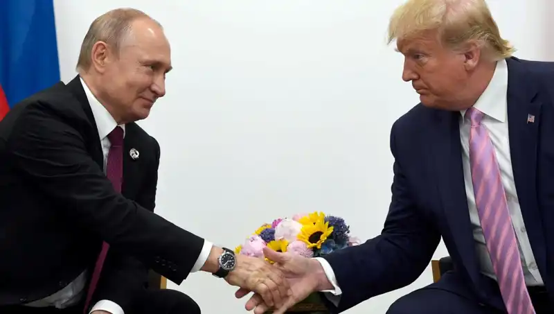 Putin ve Trump’tan Sıradışı Görüşme: Neler Konuşuldu?
