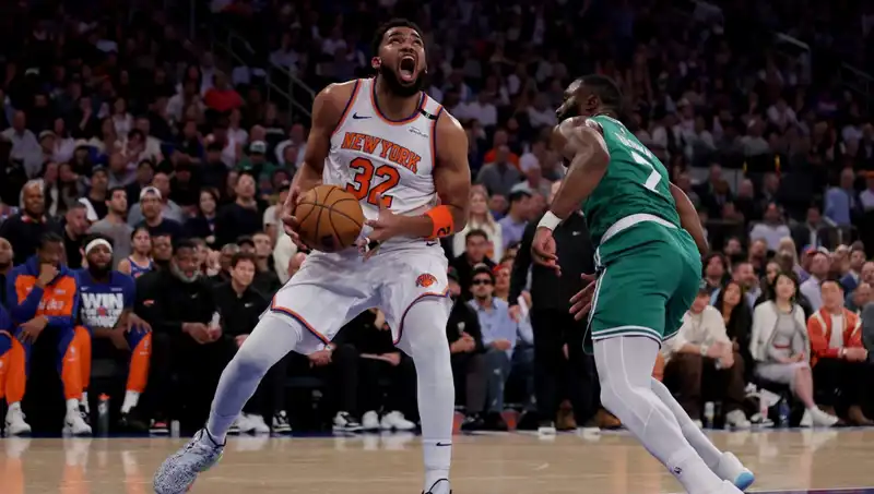 NBA'de Knicks Tarih Yazdı: Doğu Konferansı Finaline Yükseldiler!