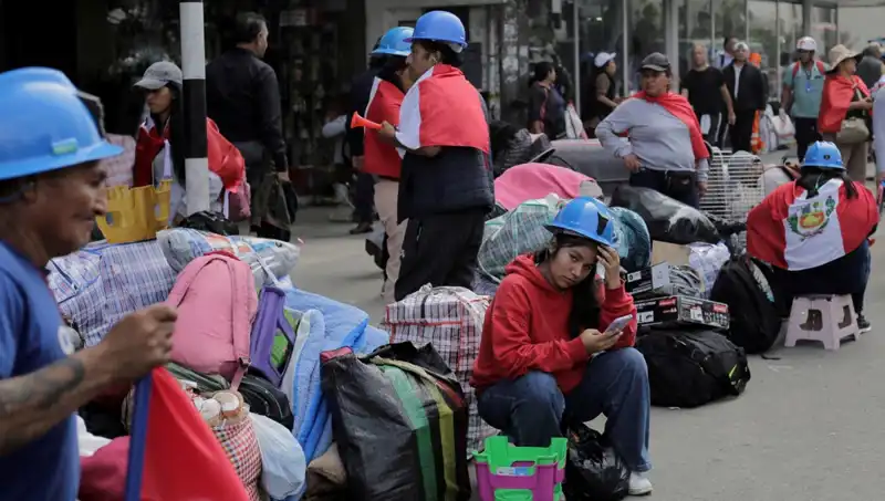 Peru'da Madenciler Sokaklara Döküldü: Protestolar Neden Patlak Verdi?