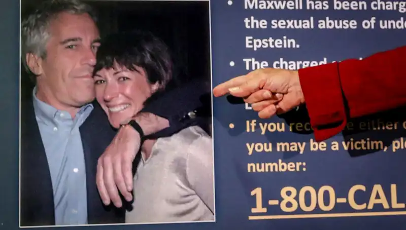 ABD’de Epstein Tartışmaları: Trump’ın Suç Ortağı Olduğu İddiaları Yeniden Gündemde
