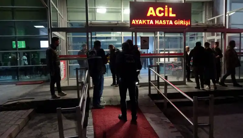Hastane Acil Servisinde Silahlı Kavga: 3 Yaralı, Olayın Perde Arkası Ne?