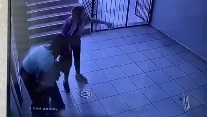 Öğretmenin Maharetli Heimlich Manevrası, Sınıfta Hayat Kurtardı!