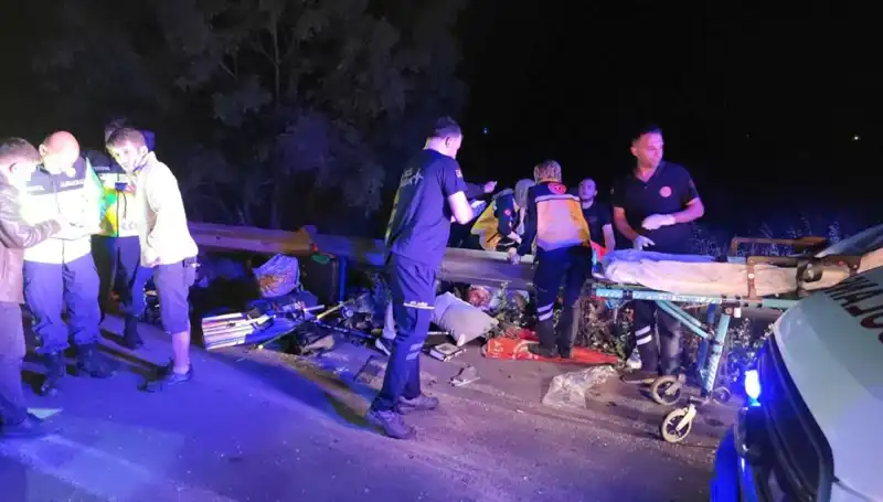Minibüs Kazası Sonrası Yaşanan Dram: Ne Olacak Hemen Öğrenin!