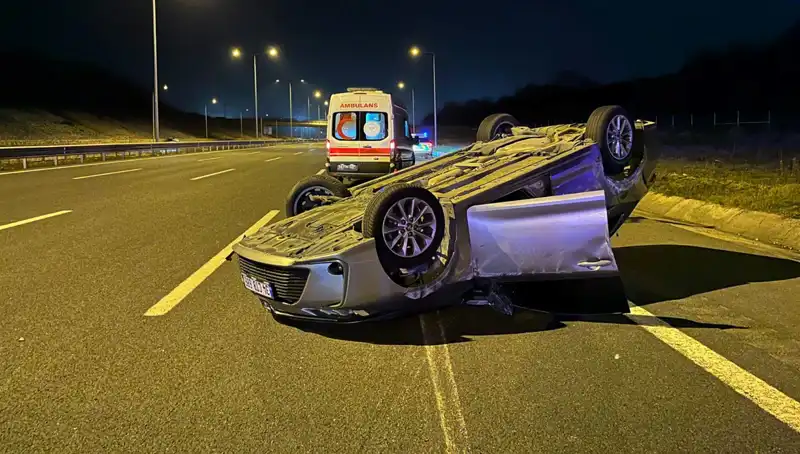 Kuzey Marmara Otoyolu'nda Korkutan Kaza: İki Otomobil Çarpıştı