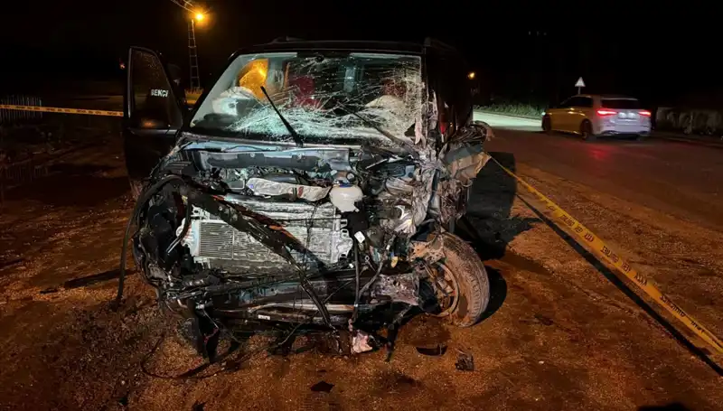Amasya'da Kafa Kafaya Gelen Araçlar Feci Kazaya Sebep Oldu: Yedi Yaralı