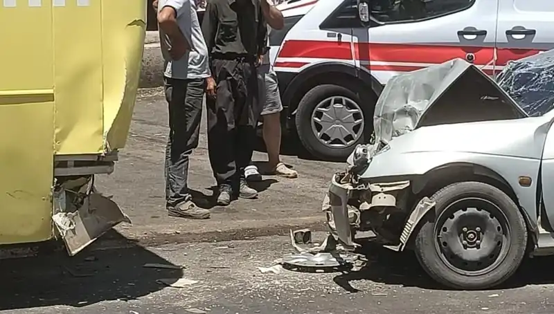 Halk Otobüsü ve Otomobil Çarpıştı: Olayın Şok Edici Ayrıntıları