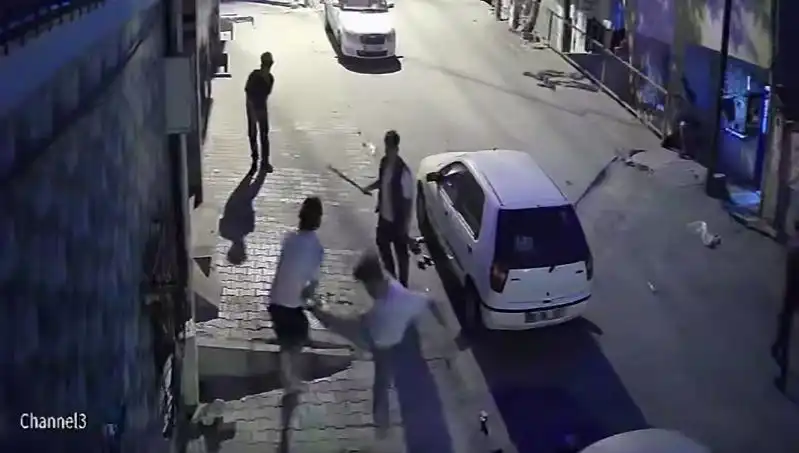 Başakşehir’de Sıcak Saatler: Taşlı ve Sopalı Kavga Sokağı Bülündü