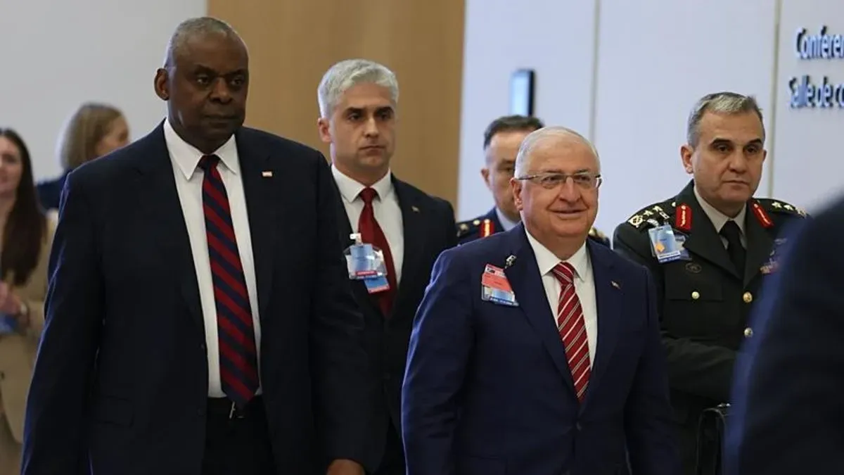 Milli Savunma Bakanı Yaşar Güler, ABD'li Mevkidaşı Austin ile Görüşme Gerçekleştirdi