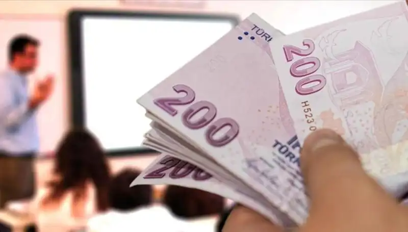 2025'te Öğretmen Maaşları Ne Kadar Oldu? Uzman Öğretmenleri Neler Bekliyor?