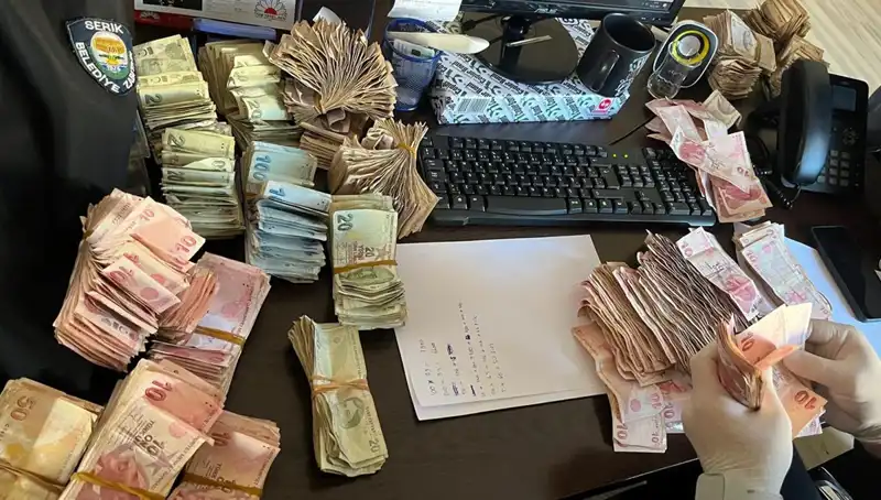Binlerce TL'lik Servet, Dilencinin Üzerinden Çıktı: Sırrı Ne?