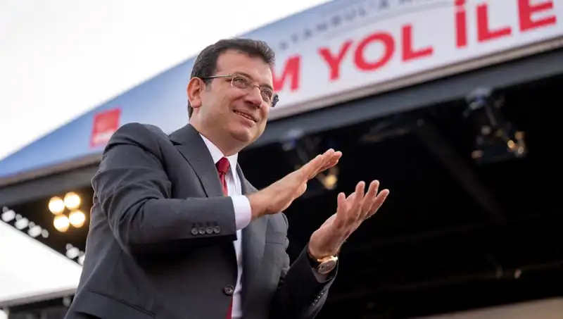 Ekrem İmamoğlu'ndan Şaşırtan Adaylık Açıklaması: Destekleyebileceği İsimler Konuşuluyor