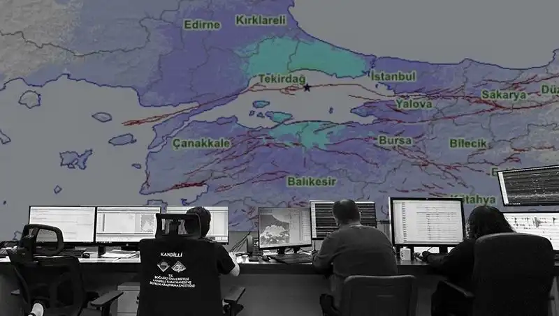 Kandilli Rasathanesi'nin Deprem Raporu: Denizde 8, Karada 5 Miş?