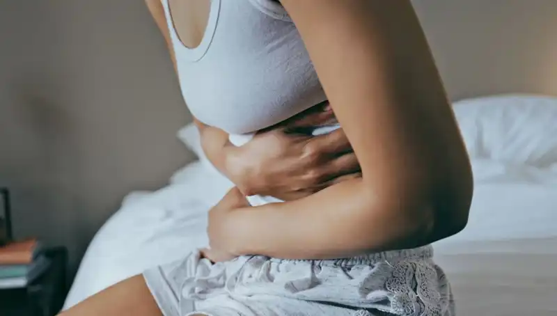 22 Yaşında Bağırsak Kanseri: Gençlerin Dikkat Etmesi Gereken Tehlike