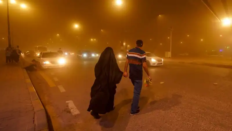 Irak'ta Kum Fırtınası: Hüzünlü Bir Krizin İçinde Yüzlerce Hastane Ziyareti