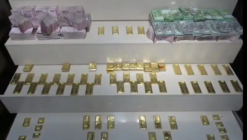 Van Havalimanı'nda Kaçak Altın ve Para Operasyonu: Gerçekler Ortaya Çıktı