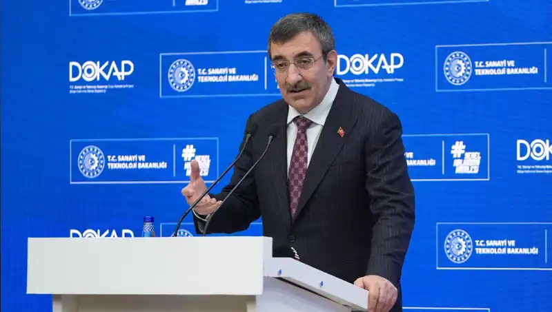 Cevdet Yılmaz'dan Ekonomi Açıklamaları: Enflasyonu Düşürme Vurgusu