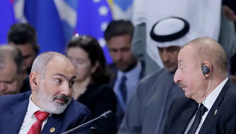 Aliyev ve Paşinyan Barış İçin Tarihi Bir Adım Atıyor