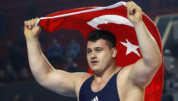 Ödüllü Milli Güreşçi Rıza Kayaalp’in Men Cezası: Son Gelişmeler ve Gelecek Planları