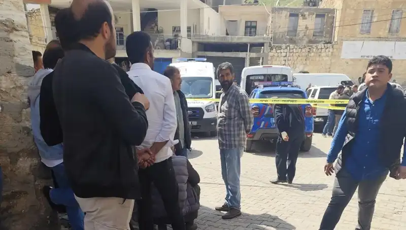 Cami Tuvaletinde Şok Edici Buluntu: Boğazı Kesilmiş Bir Ceset