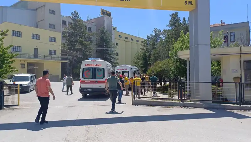Çorum’daki Un Fabrikasında Meydana Gelen Patlama, 10 Yaralı Bıraktı