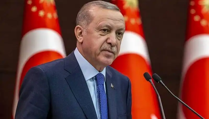 Cumhurbaşkanı Erdoğan'dan Terörsüz Türkiye Vurgusu: Başarı İçin Yeni Stratejiler