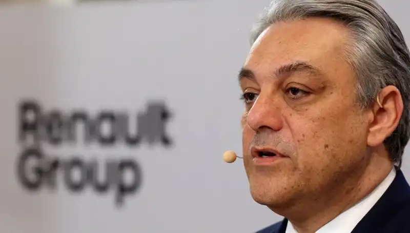 Renault’da Şok Üst Düzey İstifa! Şirketin Geleceği Ne Olacak?