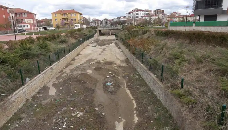 Coşkun Nehirler Kuraklıkla Mücadele Ediyor: Gelin, Sorunları Birlikte İnceleyelim