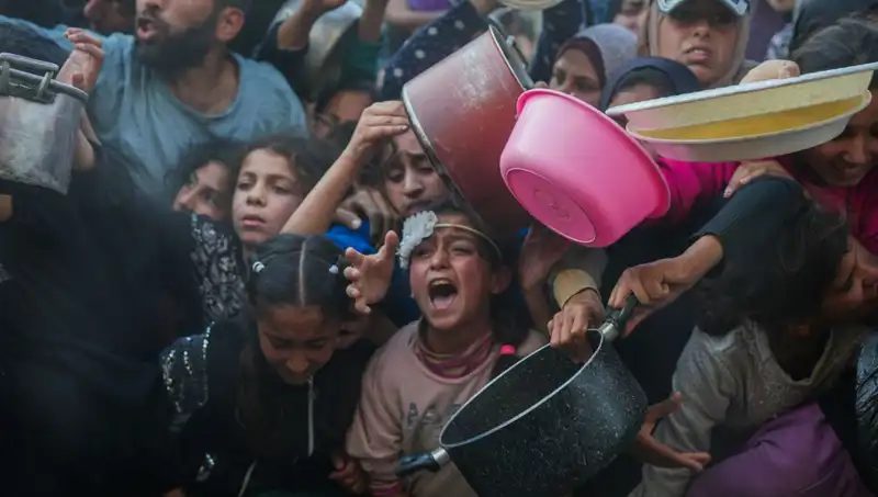 Gazze'deki Açlık Krizi: Un Stoklarının Tükenmesi Ne Anlama Geliyor?