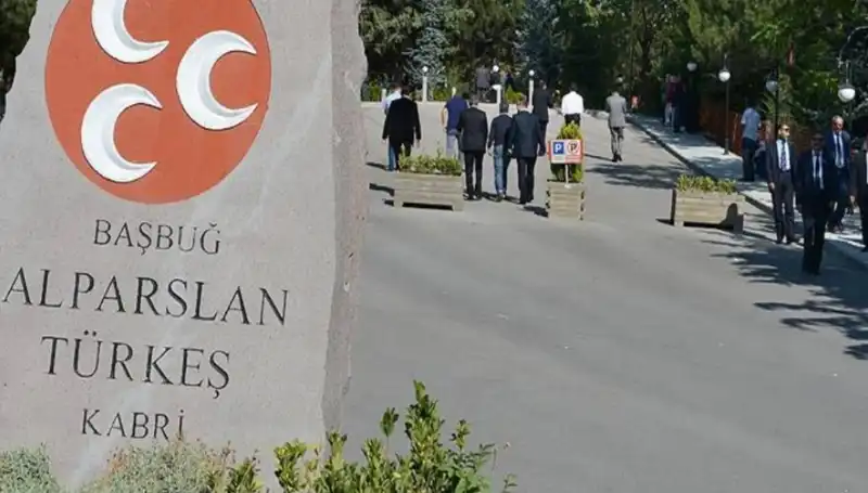 Alparslan Türkeş'in Vefatının 28. Yıldönümünde Hatıralar Canlanıyor