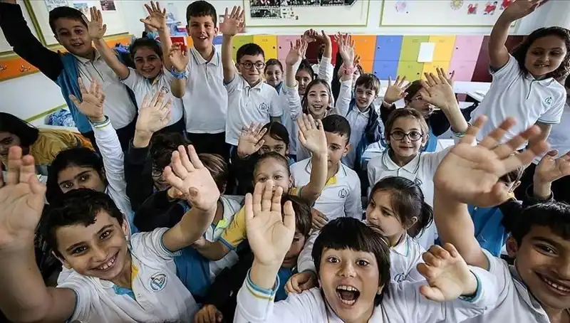9 Günlük Tatilin Ardından Okul Çanları Yeniden Çalıyor!