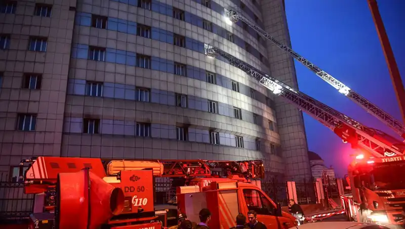 Yüksek Katlı Binalarda Yaşayanlar İçin Hayati Uyarı: İtfaiyecilerin Belirttiği Tehlikeler
