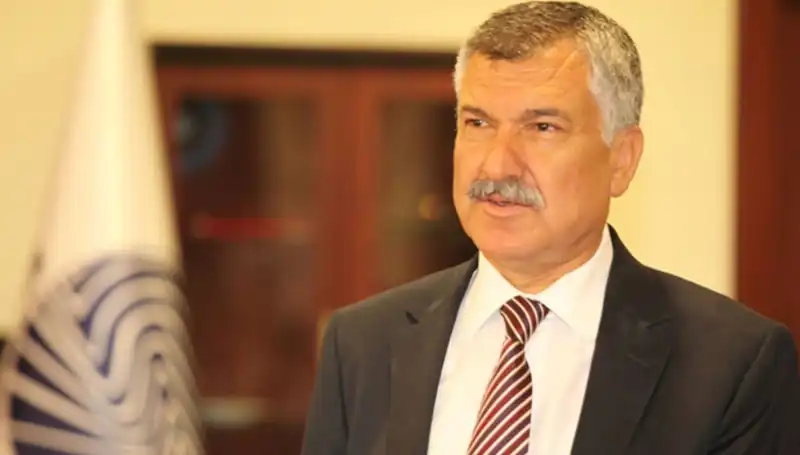 Adana'nın Dinamik Lideri Zeydan Karalar: Hayatı ve Siyasi Kariyeri