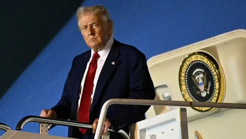 Katar’ın 400 milyon dolarlık özel jeti, Trump’a nasıl ulaşacak?