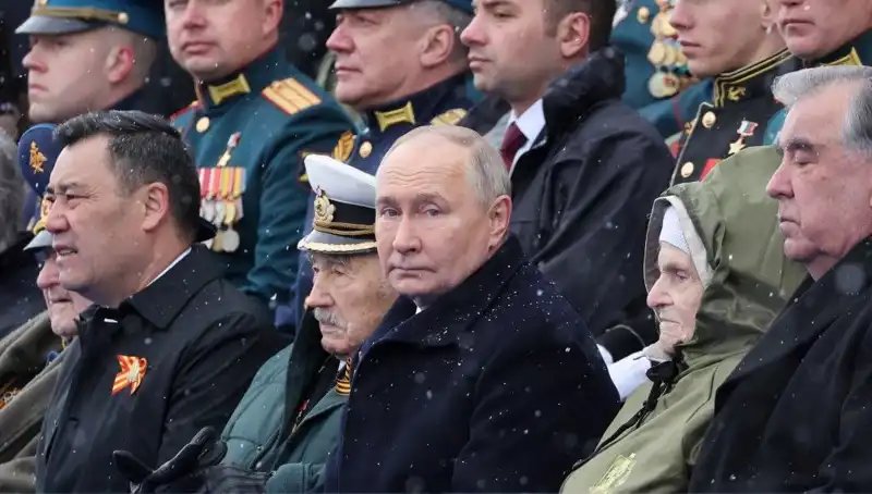 Rus Askeri Güçlendirme: Putin, Ordusunu Yeniden Yapılanma Çağrısı Yapıyor