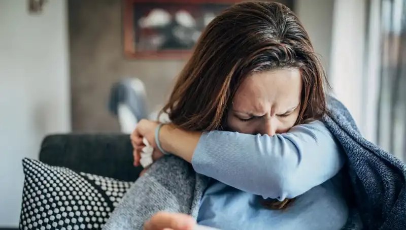 Soğuk Algınlığı ile Sinüzit Arasındaki İnce Çizgi: Belirtileri Tanıyın