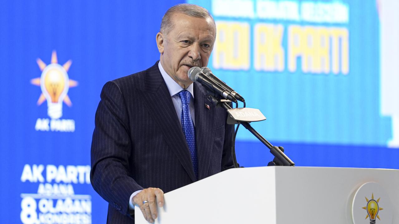 Erdoğan'dan Özel'e: Esenyurt ve Beşiktaş