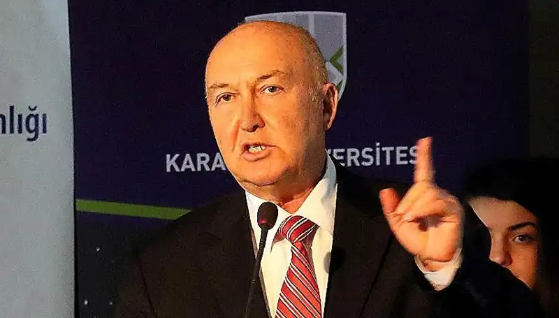 Türkiye'nin Ünlü Jeologu Prof. Dr. Övgün Ahmet Ercan Beyin Kanaması Tehlikesi Geçirdi