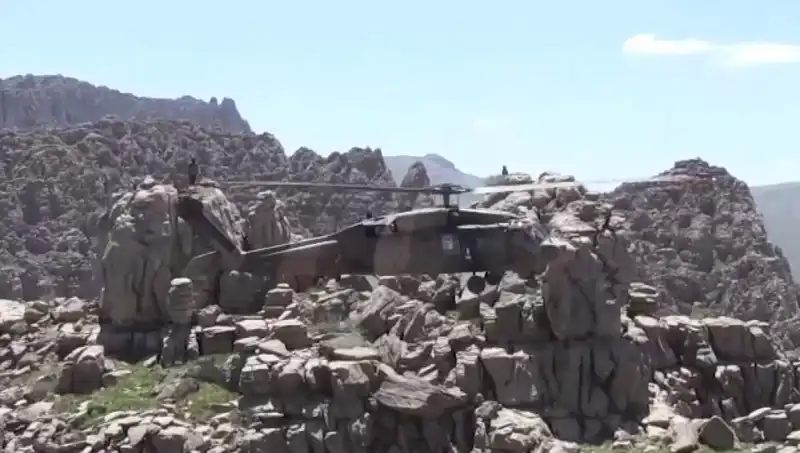 PKK’nın Silah Bırakma Süreci: Geleceği ve Olabilecek Senaryolar