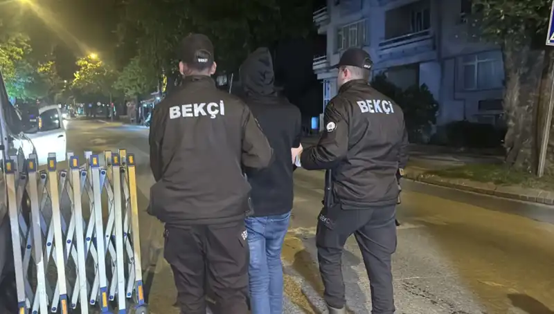 Edirne'de Sınır Güvenliği Operasyonu: 4 Düzensiz Göçmen Yakalandı