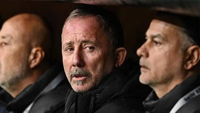 Sergen Yalçın Beklenmedik Dönüşüyle Beşiktaş’a Veda Edecek Mi?