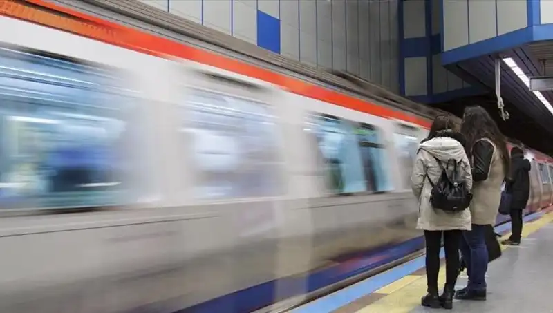 Taksim Metro İstasyonu Bugün Kapalı: Yolcuları Neler Bekliyor?