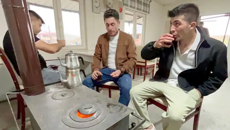 Temmuz Ayında Soba Yakmak: Sıcaklık Sıfır Dereceye Düşen İl!